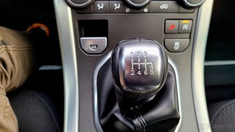 Land Rover Range Rover Evoque 2.0 Td4 150 SE Plus - 17