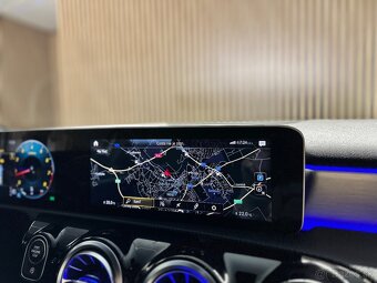 Mercedes A220 4-Matic AMG Line 140kw 7-G Tronic - 17