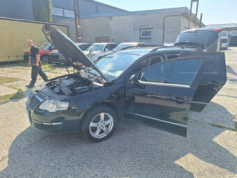 Volkswagen Passat Variant 2.0 TDI Highline - 17