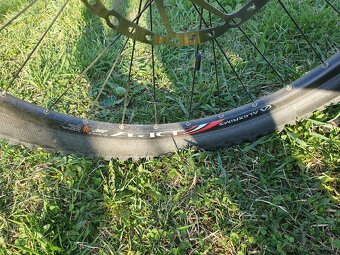 Celoodpruzeny bicykel canyon racing fs30 - 17