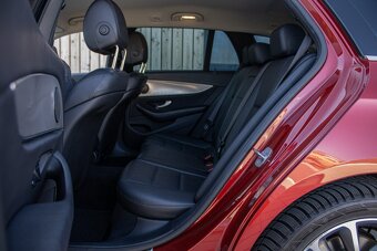 Mercedes E220d 4matic - 17