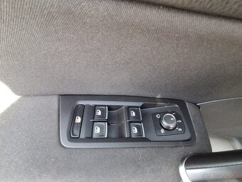 Volkswagen Touran 2.0 TDI SCR BMT Highline DSG EU6 - 17