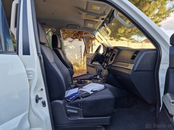 Mitsubishi Pajero 3.2D-ID LWB 4x4 190k A/T 7-Miest. (diesel) - 17