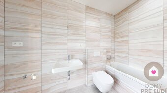 KOSTOLIŠTE - Skolaudovaná novostavba V ŠTANDARDE s hliníkový - 17