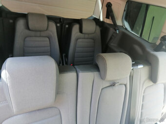Ford Tourneo Connect 1,5 TDCi, automat, 7 míst TOP stav - 17