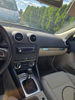 Predám búranú audi A3 - 17