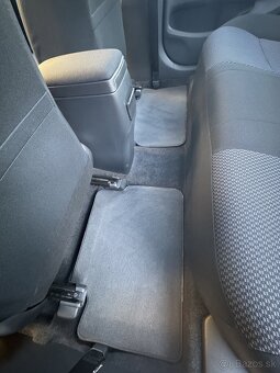 Toyota Corolla 1.6, r.v. 2010, benzin 97 kW - 17