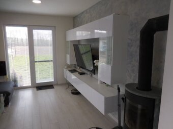 Rodinný dom s veľkorysou záhradou a parkovaním - 17