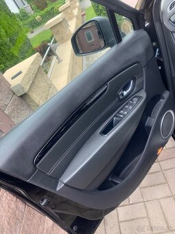Renault Scenic - 17
