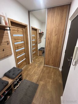 Exkluzívne 2 izb. byt (59m2+11m2pivnica) - 17