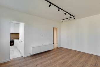 3-izbový byt - kompletná rekonštrukcia | TOP lokalita Košice - 17