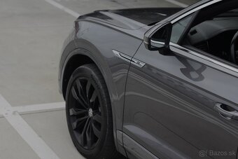 Volkswagen Touareg 3.0 TDI V6 R-Line 4Motion - 17