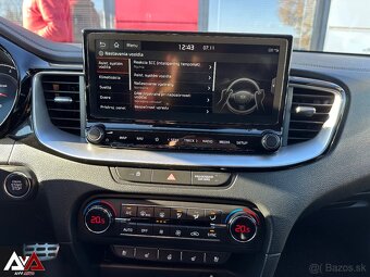 Kia XCeed 1.4 T-GDi A/T Platinum, 58 470km, Virtual Cockpit - 17