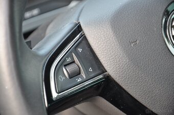 Škoda Superb Combi 2.0 TDI 110 kW • 145000km - 17