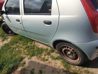 Fiat punto 1 a 2 na diely nie v celku - 17