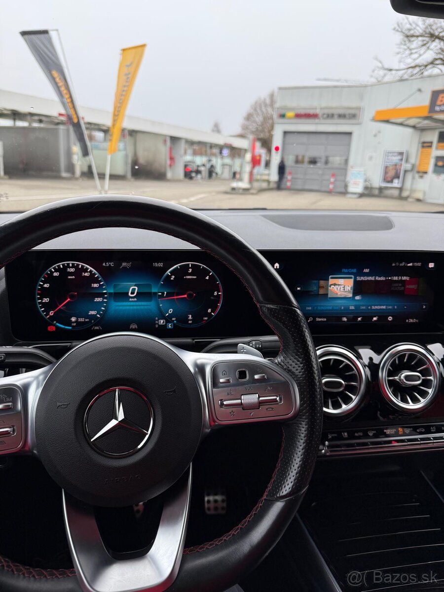 Mercedes benz GLA 220d - 18