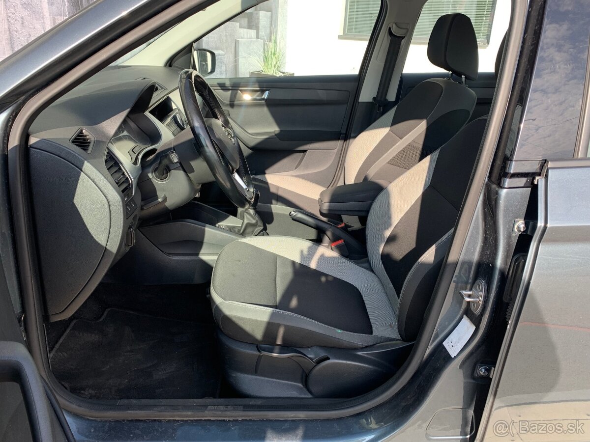 Škoda Fabia 1.2TSi, 66KW, TEMPOMAT - 18