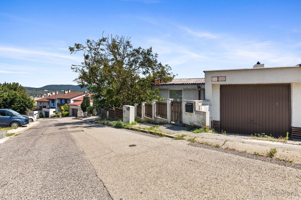 5 IZB.RODINNÝ DOM S ÚŽASNÝM VÝHĽADOM, GARÁŽ,TICHÉ PROSTREDIE - 18