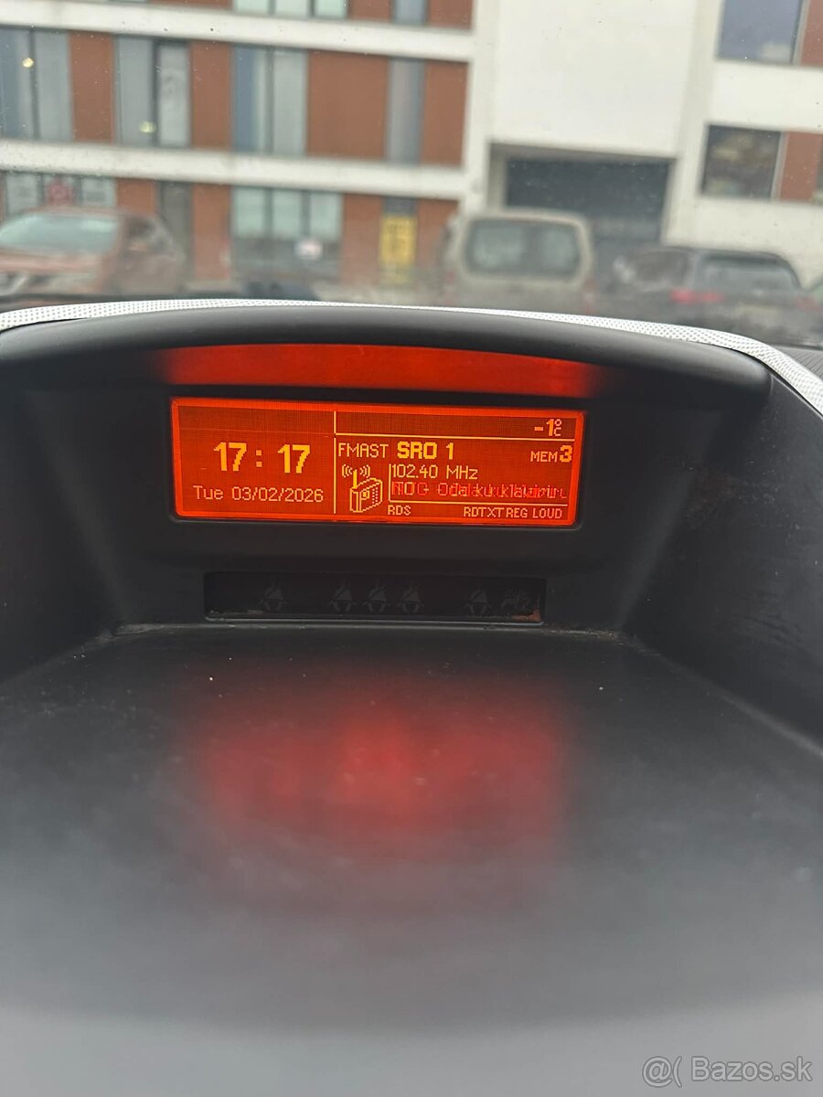 Predám Peugeot 207sw 1,6HDi 66kw - 18
