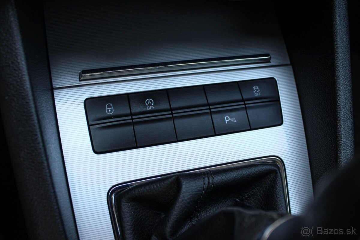 Škoda Octavia Combi 1.6 TDI 4x4 - 18