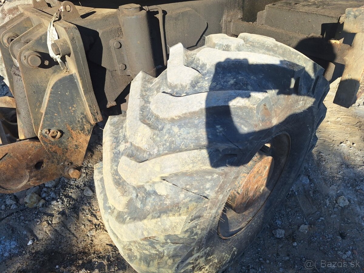 JCB JS 130 - 18