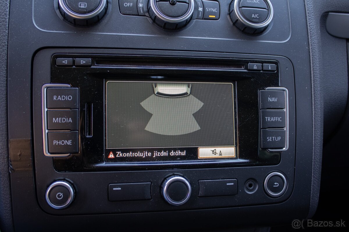 VW Touran 1.6 TDI - 18