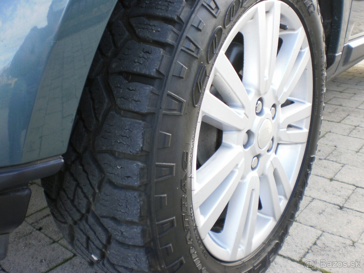 Land Rover Discovery 4, TDV6 HSE A6 - 18