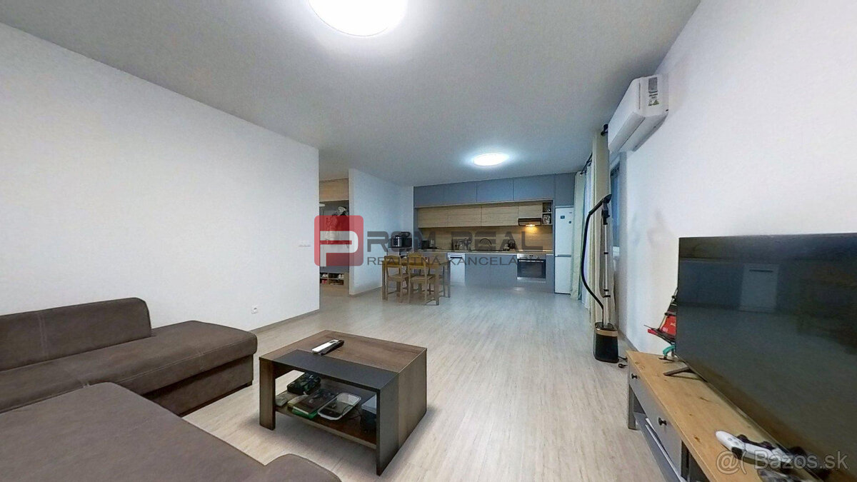 PRENÁJOM 3-izbový byt Ovocné sady BA Ružinov parking v cene - 18