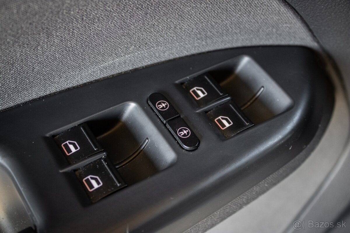 Volkswagen Touran 1.6 TDI BlueMotion Technology Comfortline - 18