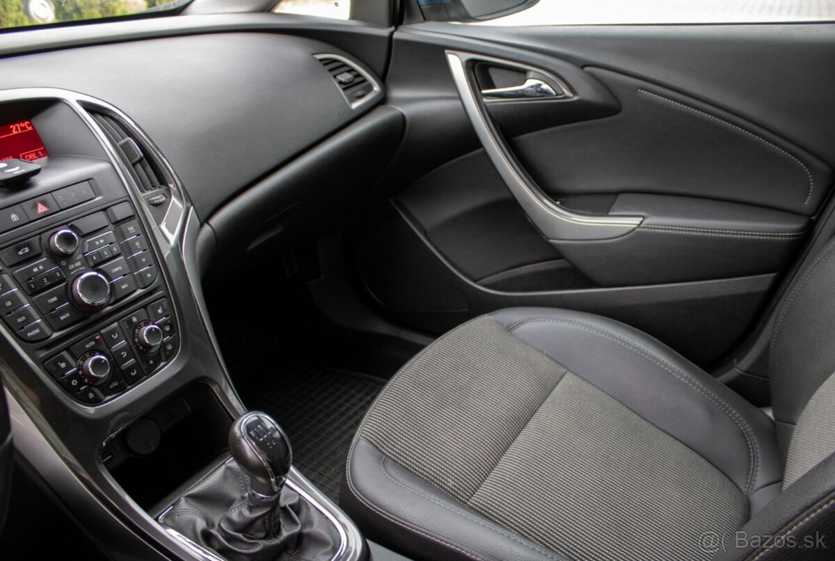 Opel Astra 1.6 Cosmo / 85kW / M5 / 2014 - 18
