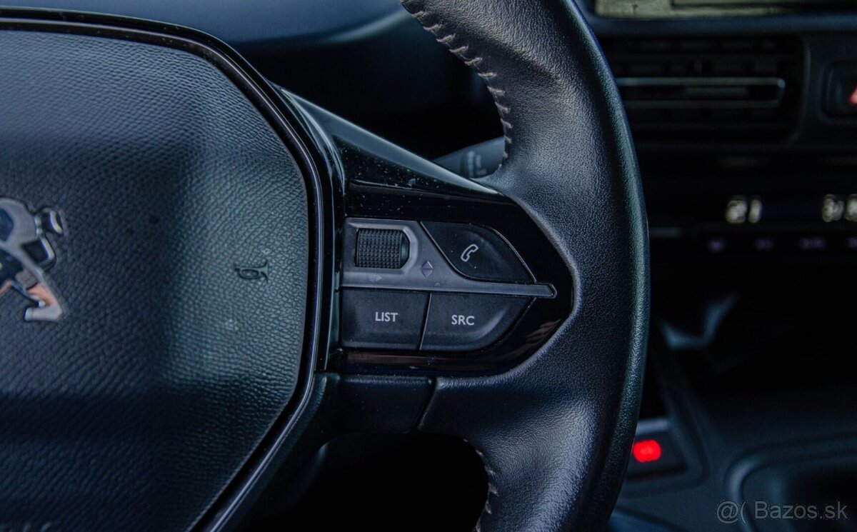 Peugeot Rifter 1.5 BlueHDi 130k Allure - 18