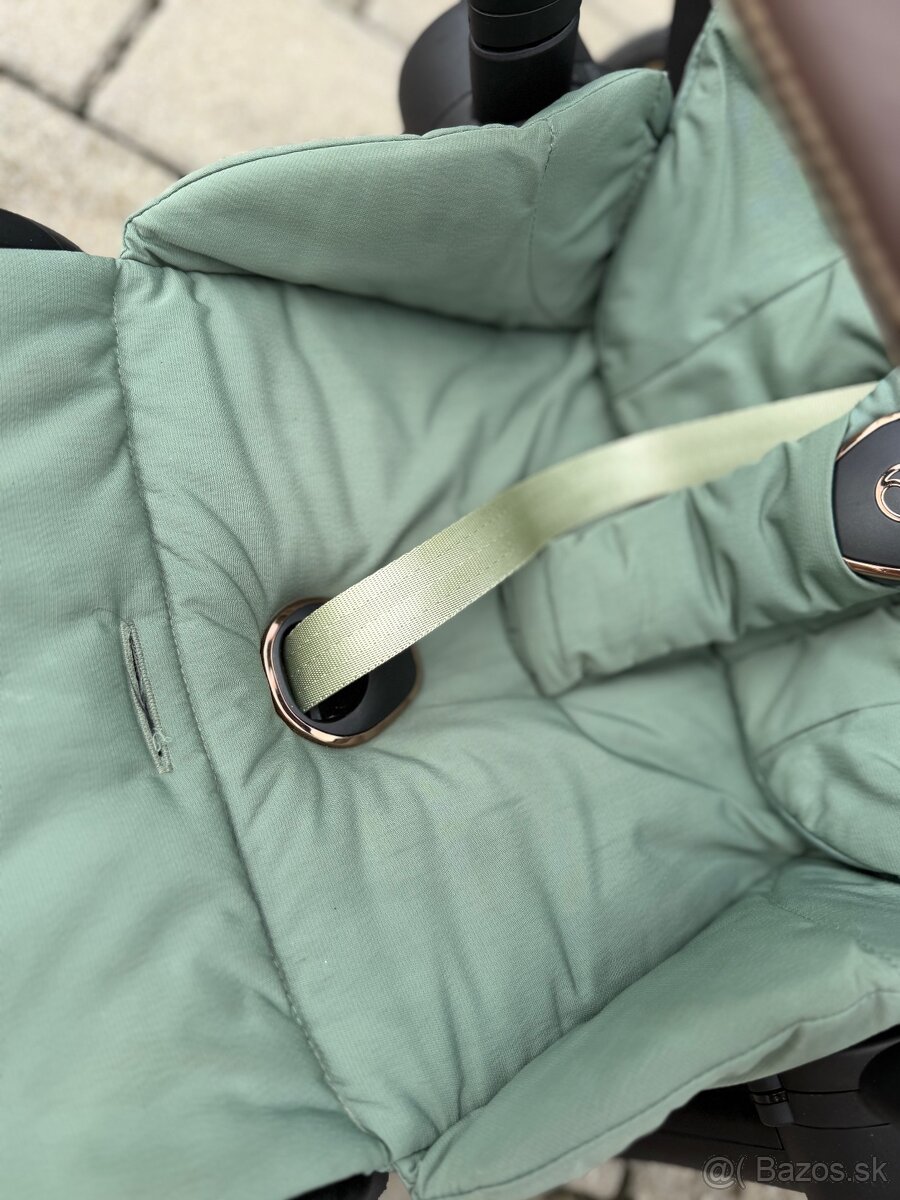 Cybex priam leaf rosegold - 18