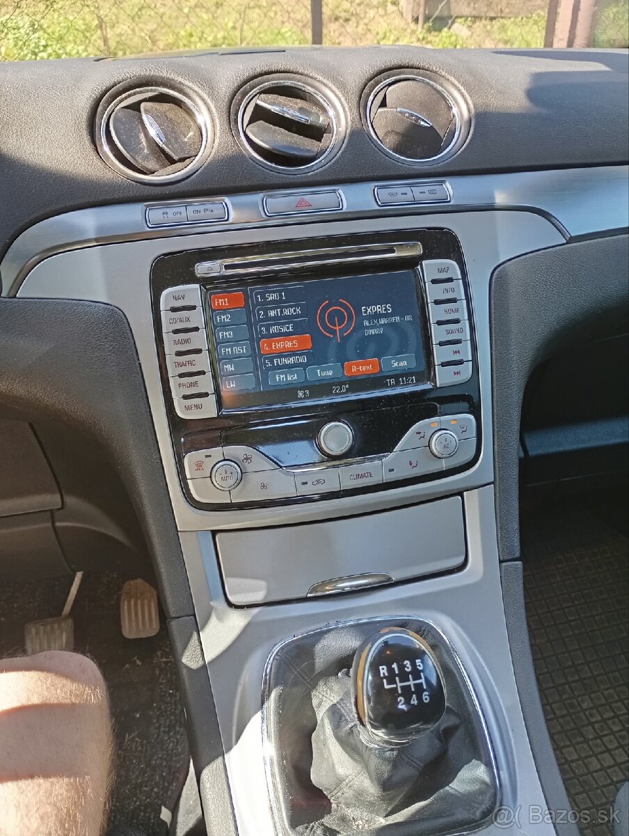 Predám Ford Galaxy - 18