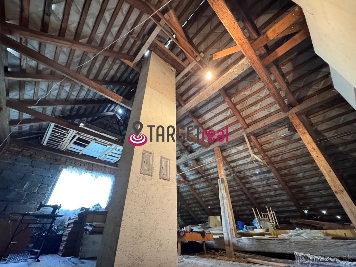 EXKLUZÍVNE: Rodinný dom s krásnym pozemkom, Terchová - Biely - 18