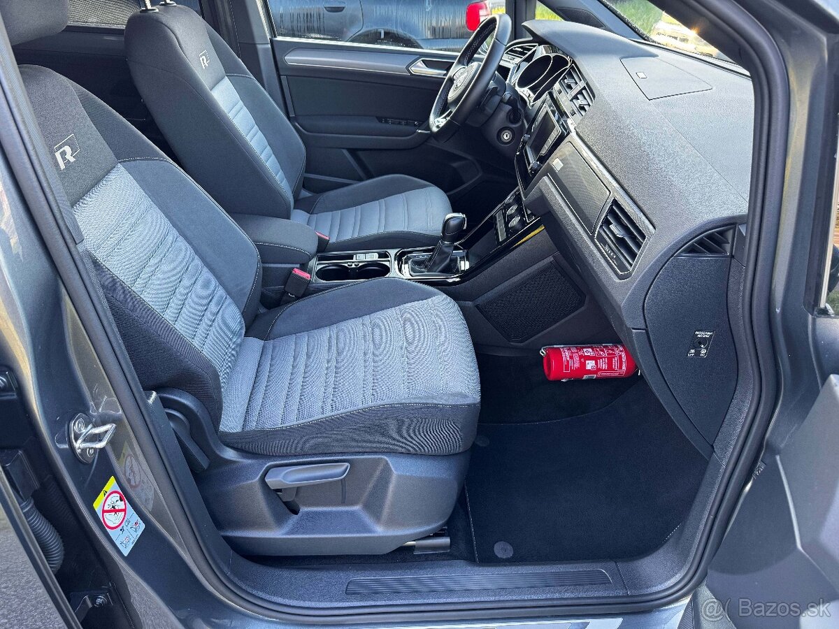 VW Touran R-Line TSi 110kw DSG 7 miestny,LED IQ.Light/PANO - 18