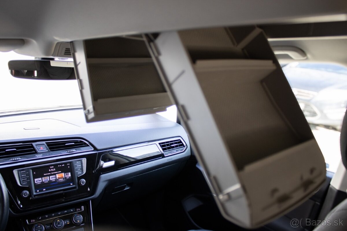 VW Touran Hi-line 100% stav - 18