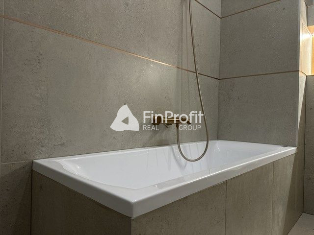 Kompletne zrekonštruovaný, klimatizovaný 4i byt na predaj - - 18