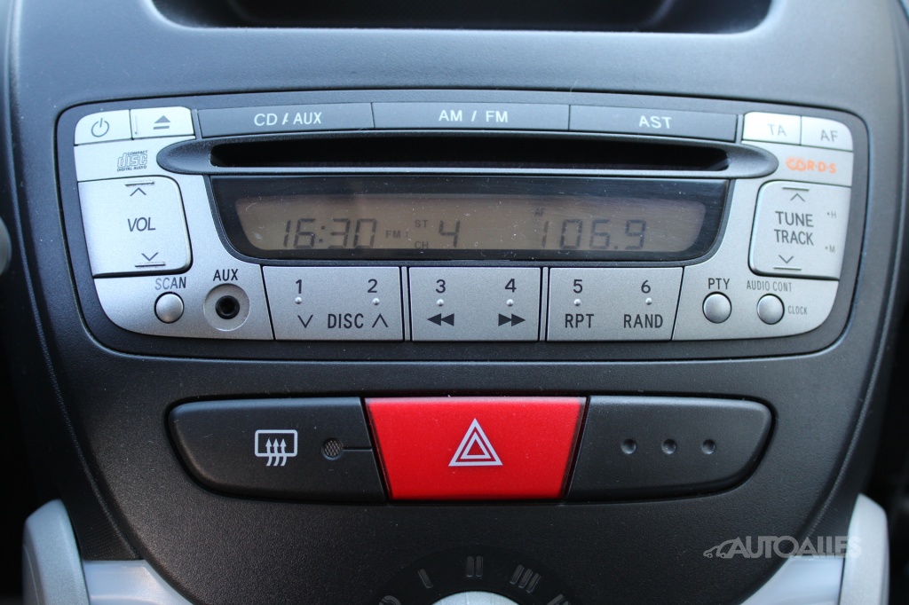 Toyota Aygo 1,0 i 50 kW - 18