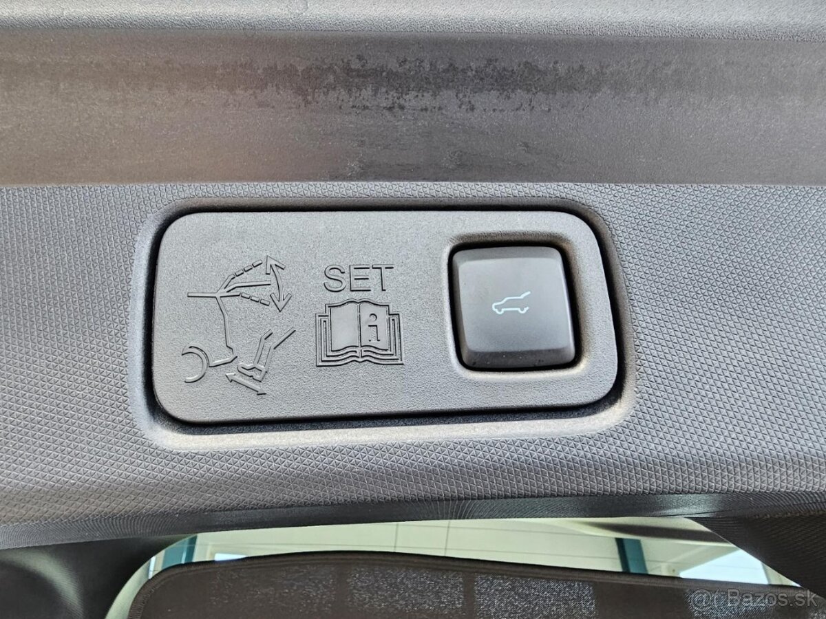 FORD MUSTANG MACH-E 76kWh 2023 odpočet DPH - 18