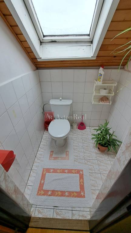 PREDAJ: Rodinný dom 6 izbový, pozemok 717m2, Liptovské Sliač - 18