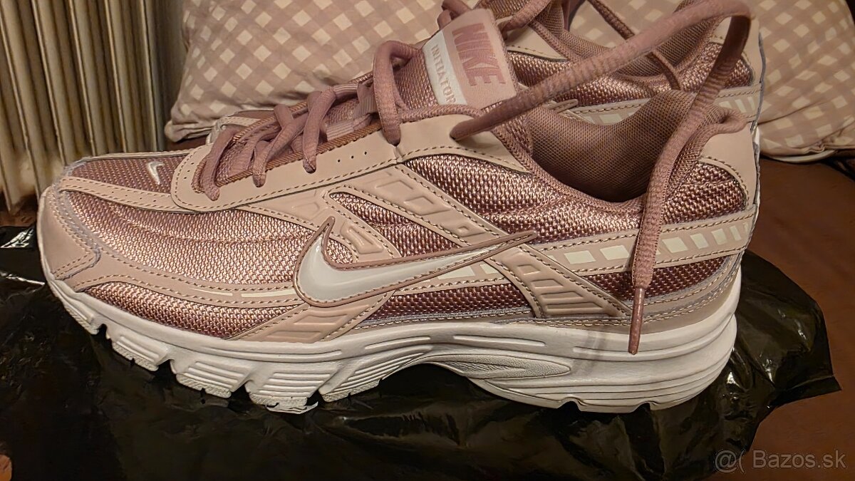 Botasky nike42ky nova kolekcia - 18