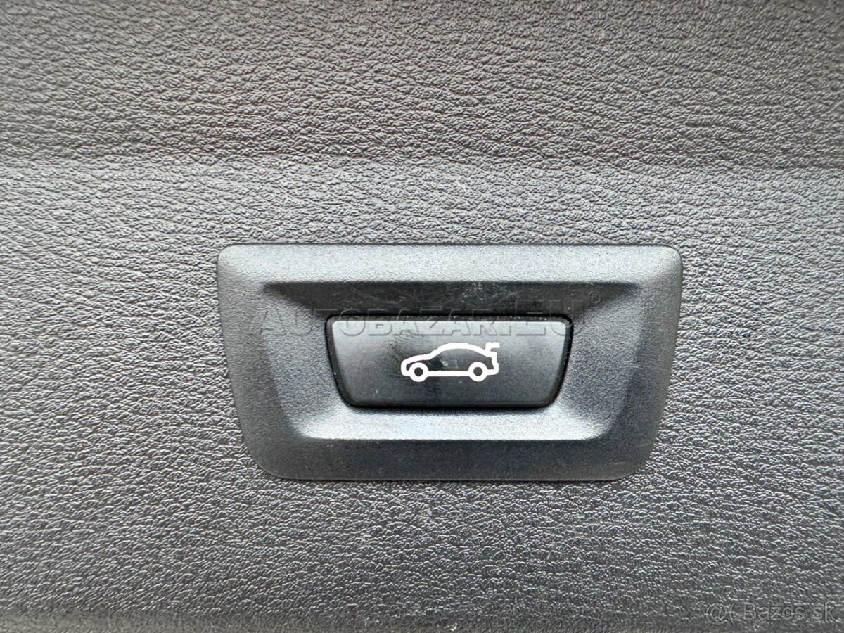 🚘BMW X1 sDrive 18d A/T DSG - 18