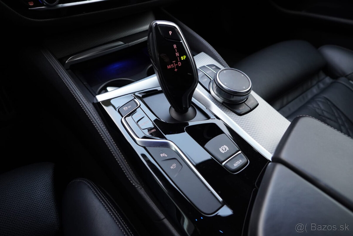 BMW 540i G31 - 2017 bez OPF, Top Stav - 18