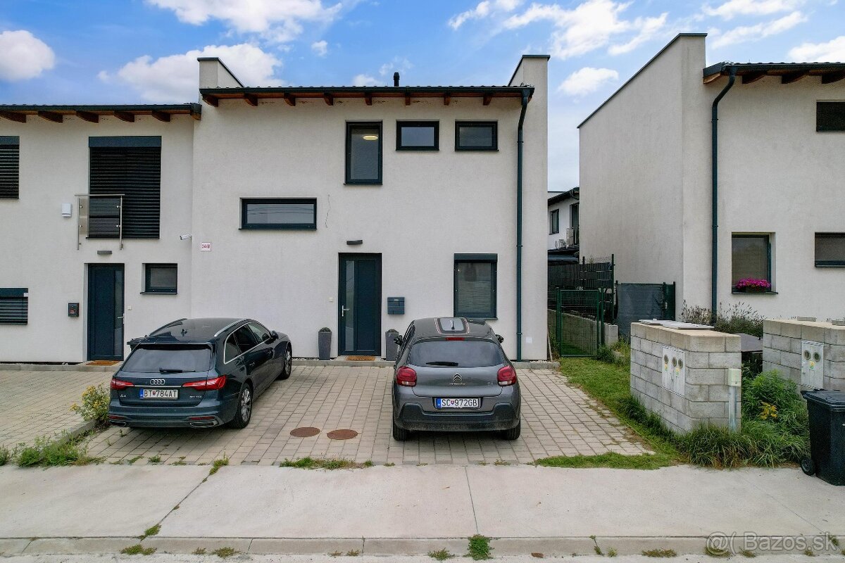 NA PREDAJ NOVOSTAVBA 3-IZBOVÉHO RODINNÉHO DOMU V STUPAVE - 18