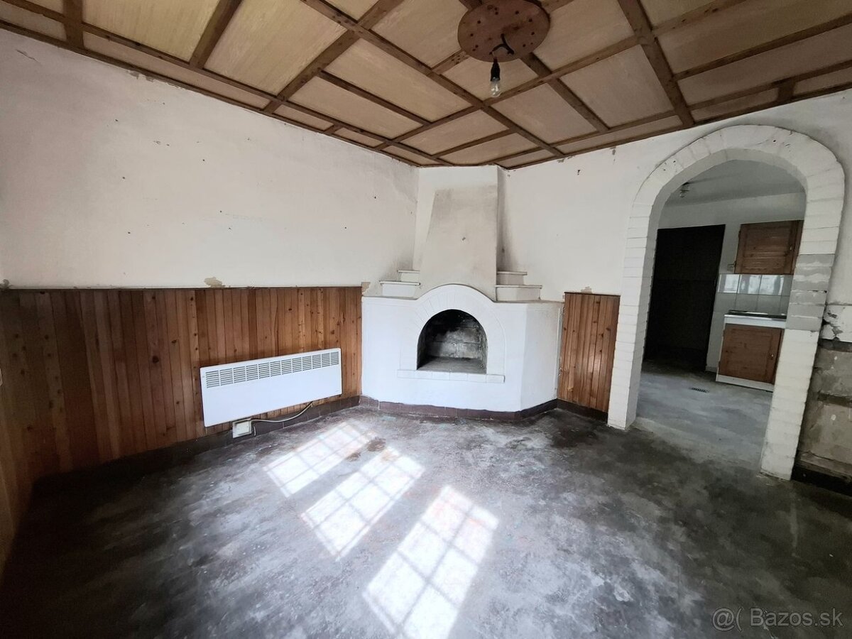 NA PREDAJ - byt s pozemkom, HANDLOVÁ - 18