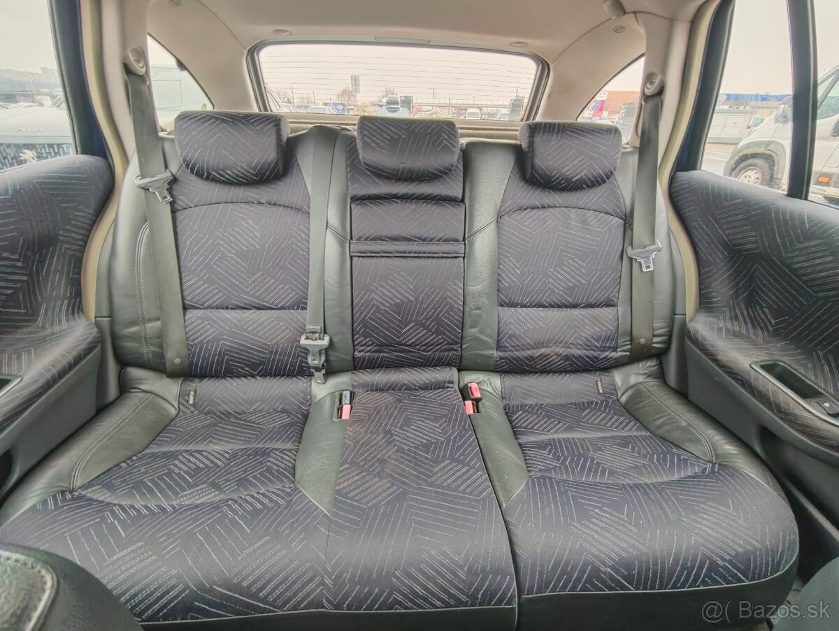 Renault Laguna Grandtour - 18