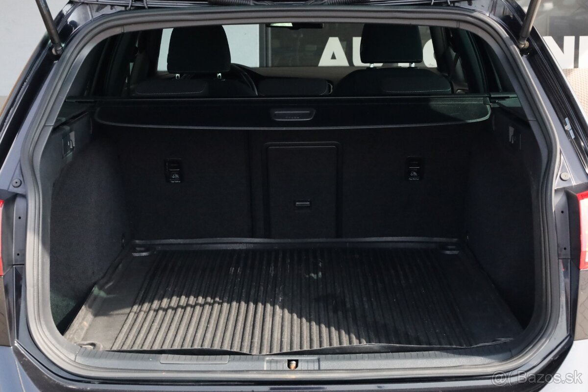 Volkswagen Golf Variant 2.0 TDI R-Line Comfortline 4MOTION - 18