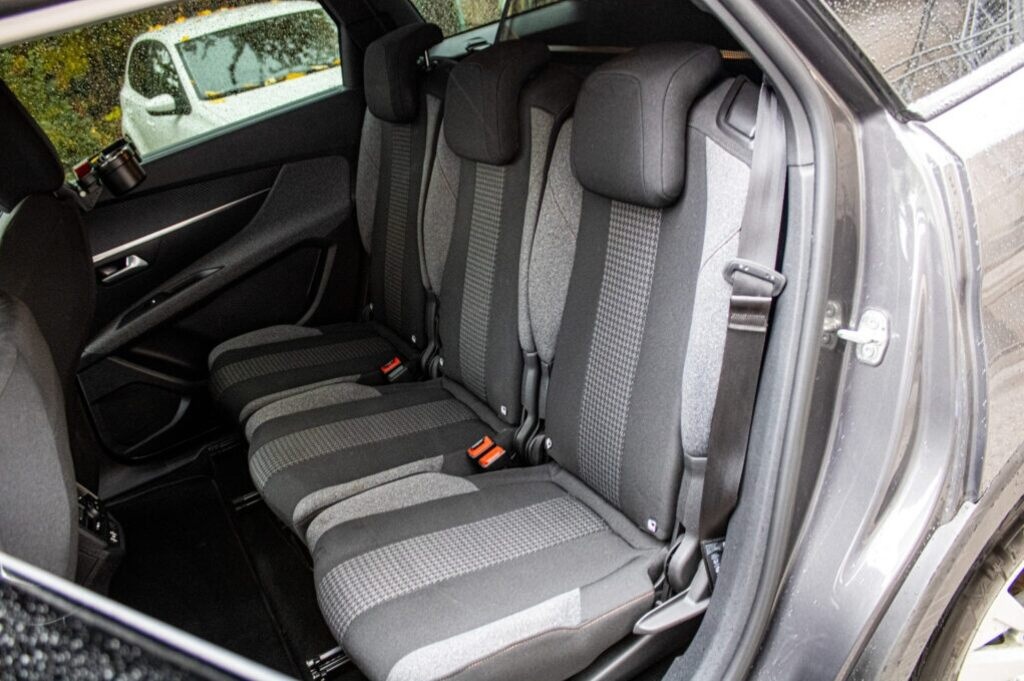 Peugeot 5008 1.2 PureTech 130 E6d-ISC Allure - ODPOČET DPH - 18