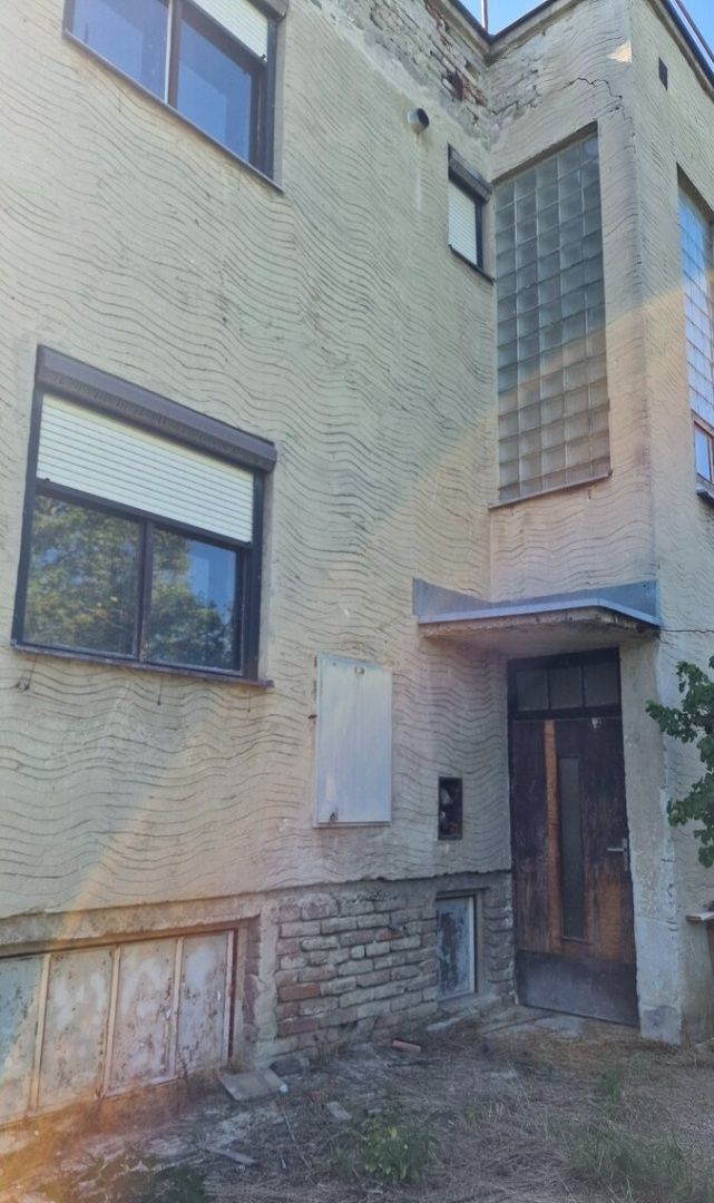 Na predaj 8-izbový rodinný dom v Galante TOP - 18