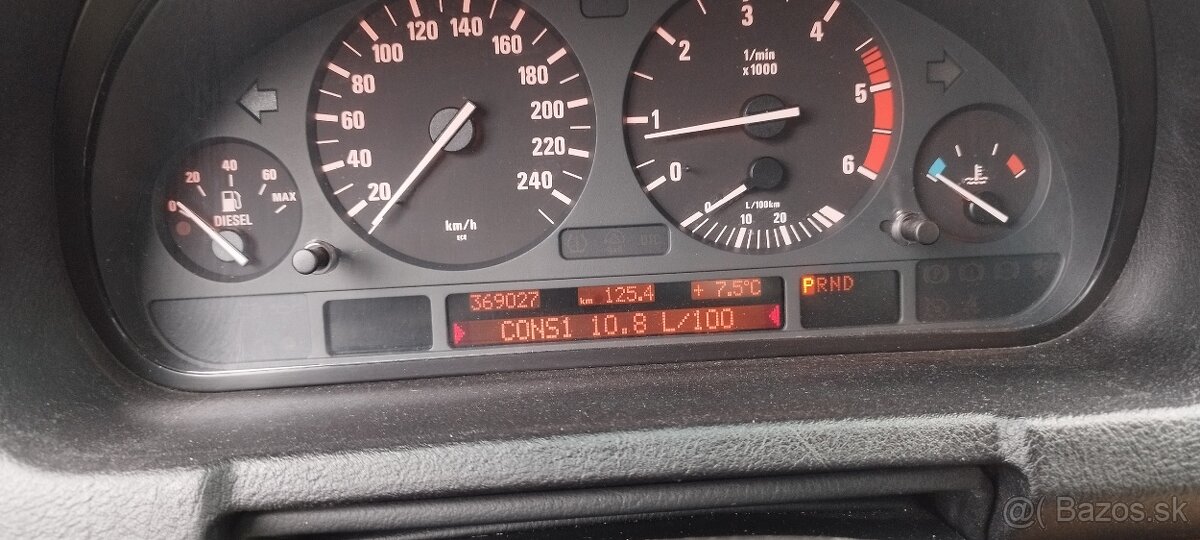 BMW X5 e53 3.0 D 160 kw 2004 rok - 18